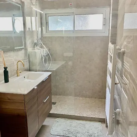 Peaceful Flat- 2 Min By Walk Monaco Apartment Saint-Antoine (Alpes-Maritimes)