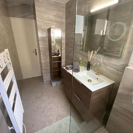 Peaceful Flat- 2 Min By Walk Monaco * Saint-Antoine (Alpes-Maritimes)